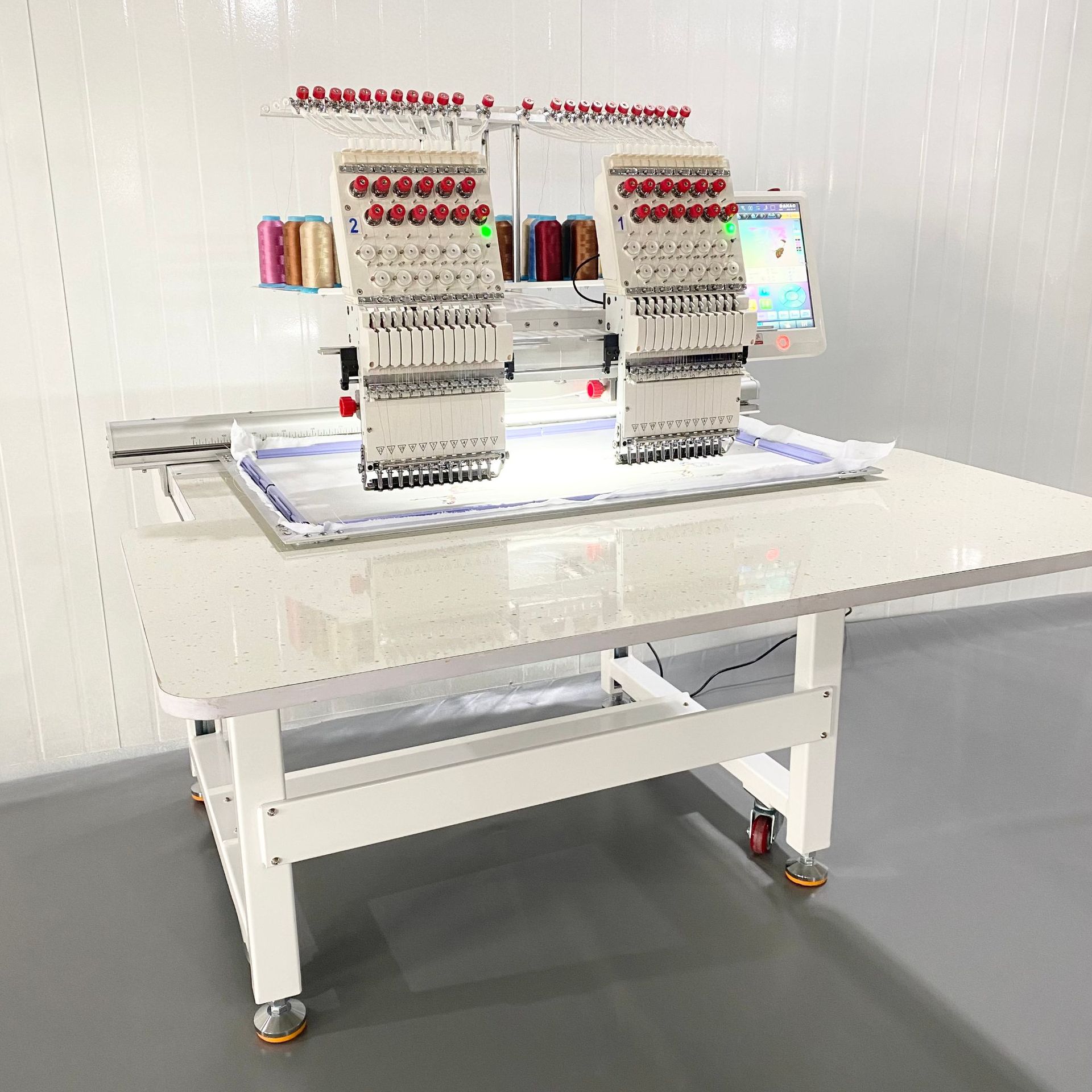 Wysokiej jakości komputerowa m – Embroidery Machine recenzja i cena