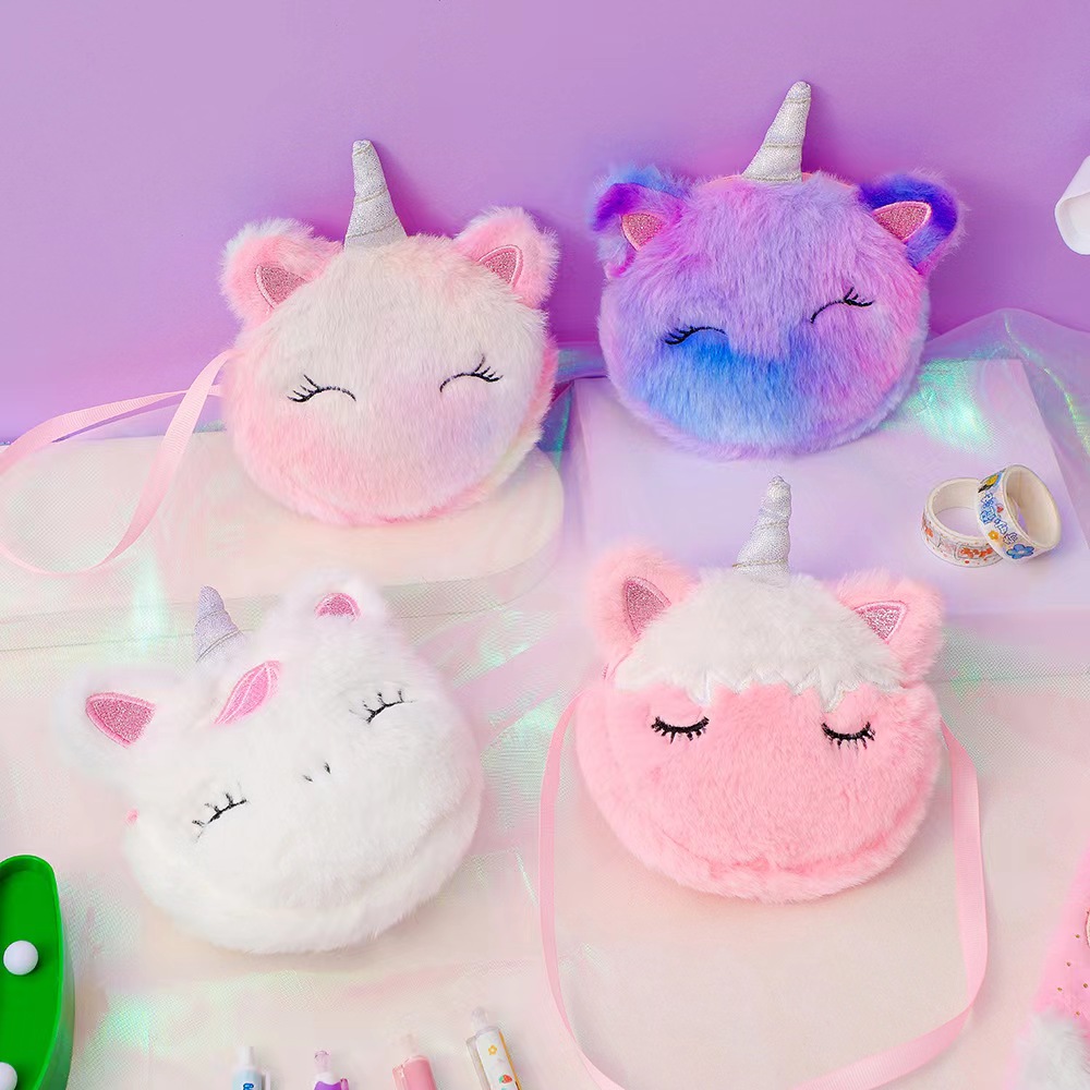 Modna pluszowa torebka na rami – Embroidery Unicorn recenzja i cena